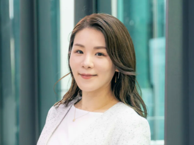 國本 知里
