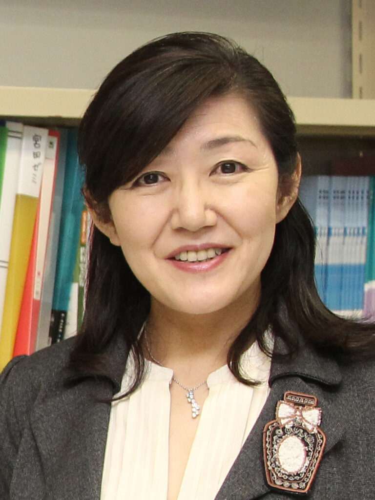 白河 桃子